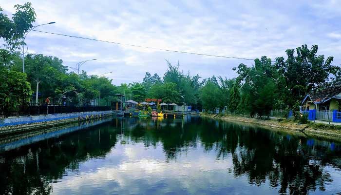 Wisata Kampung Air di Desa Sambonggede, Kecamatan Merakurak, Tuban.