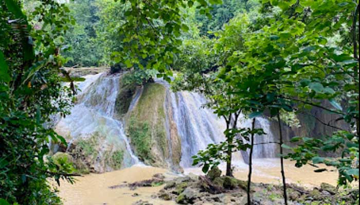 Air Terjun Bongok di Desa Jetak, Kecamatan Montong, Tuban. Foto diambil pada Februari 2025.