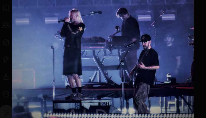Konser Linkin Park di GBK pada Minggu (15/2) malam.