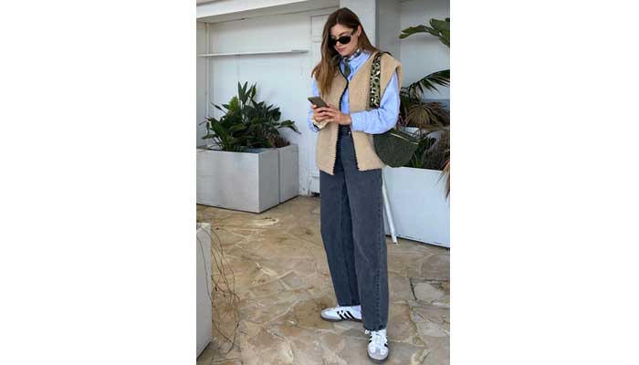 Layering Rompi + Blus Kancing.