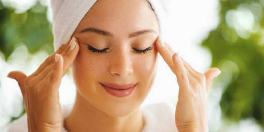 Kamu bisa glowing alami tanpa makeup, hanya dengan lakukan beberapa rutinitas tertentu yang dilakukan setiap hari. Foto adalah ilustrasi. Foto adalah ilustrasi.