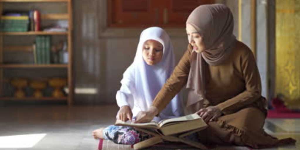 Ada beberapa hafalan surat pendek yang bisa diterapkan orang tua untuk anak secara konsisten. Foto adalah ilustrasi.