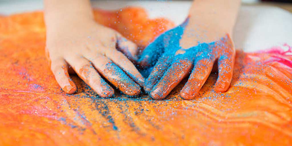 Sensory Play, aktivitas sederhana untuk mendukung perkembangan otak anak. Foto adalah ilustrasi.