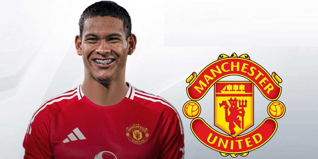 Diego Leon, bek sayap muda dari Paraguay ini kini resmi gabung Manchester United.