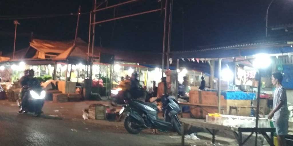 Pasar Baru Tuban. Harga sembako di Tuban terpantau tetap  per Kamis 14 Agustus 2025 ini.