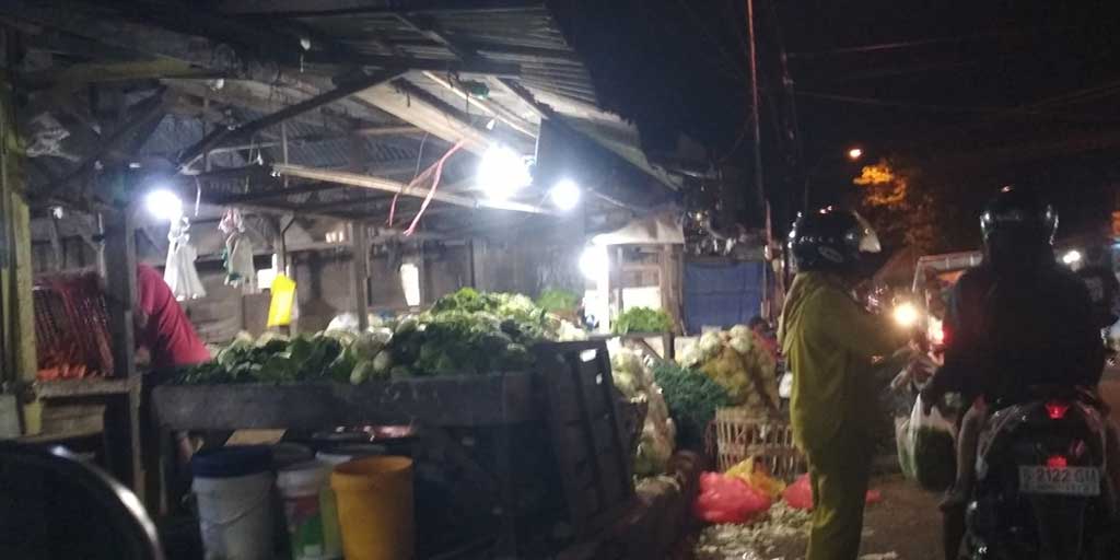 Hari ini, Senin (18/8), harga bahan pokok di Tuban terpantau stabil. Foto adalah ilustrasi.