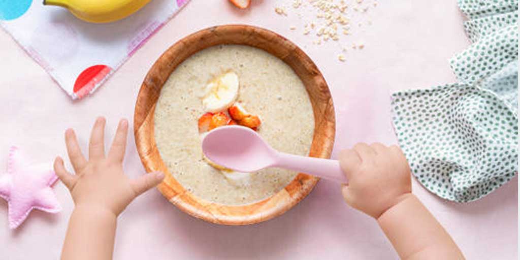 Ada beberapa tips cara membuat MPASI oatmeal yang  cocok buat bayi. Foto adalah ilustrasi.