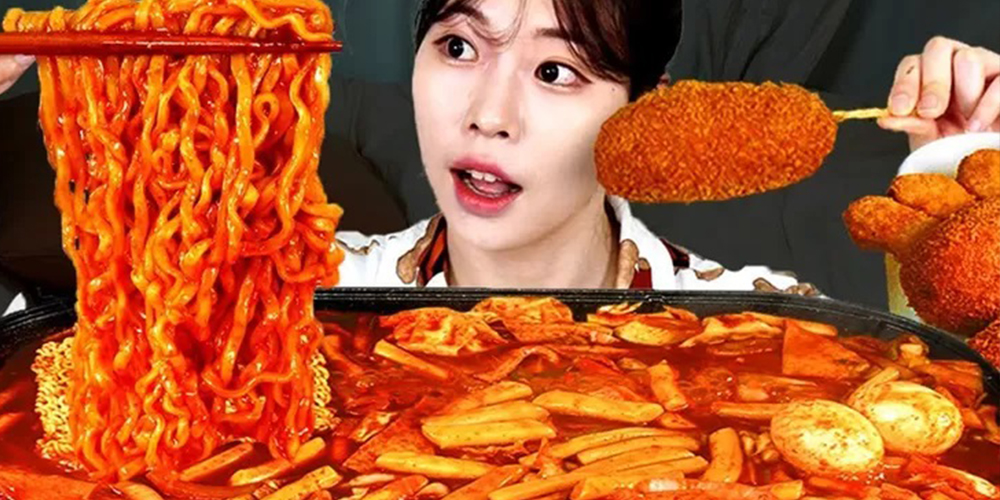 Makanan pedas seperti mi dan tteokbokki bukan hanya menggugah selera, tapi juga mengandung capsaicin yang dapat membantu membakar kalori dan menurunkan berat badan jika dikonsumsi secara bijak.