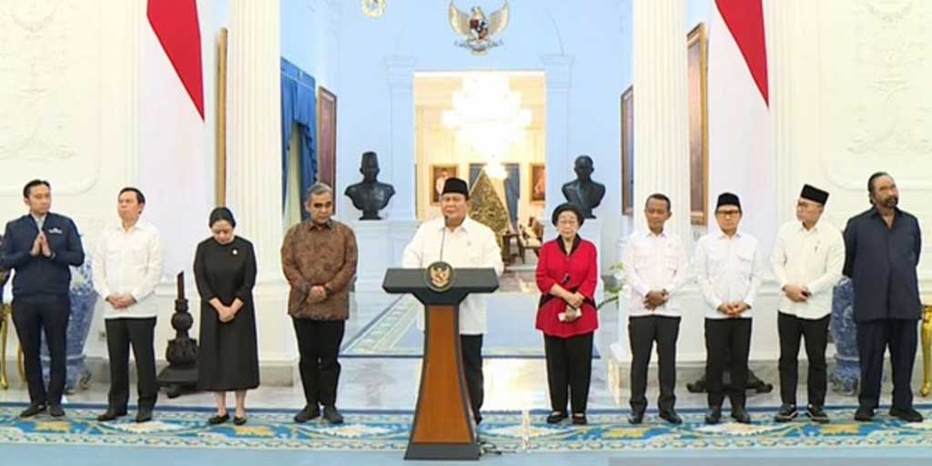 Tangkapan layar- Presiden Prabowo Subianto didampingi Presiden Ke-5 RI Megawati Soekarnoputri  memberikan pernyataan pers di Istana Merdeka, Jakarta, Minggu (31/8).