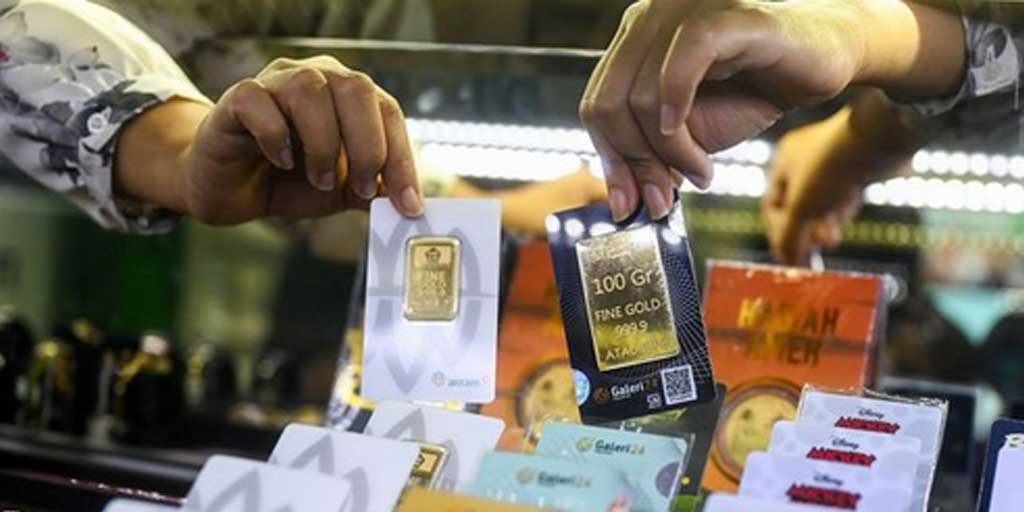 Ilustrasi emas batangan. Harga emas terpantau stabil untuk tiga produk utama: Antam, UBS, dan Galeri24 pada Senin (29/9).
