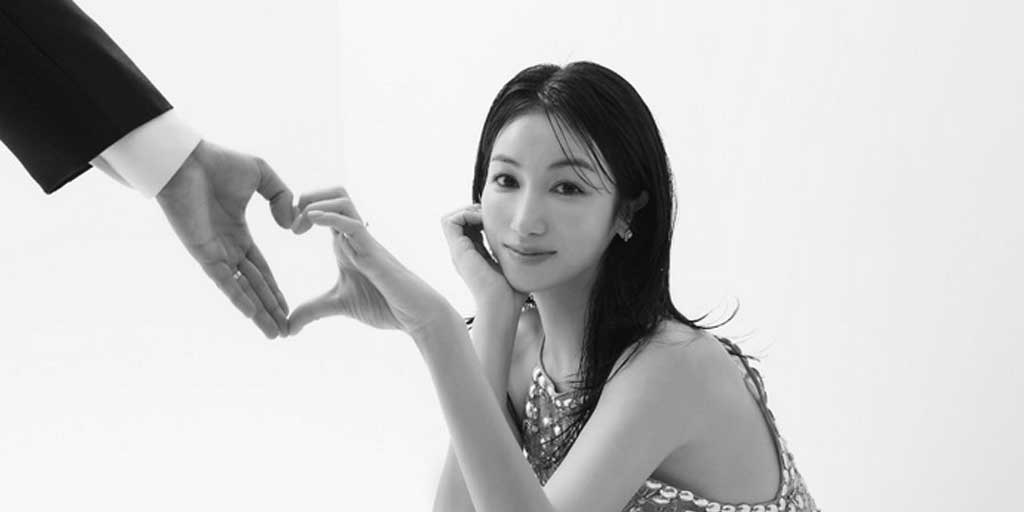 Kim Ok Bin resmi mengumumkan pernikahannya dengan pria non-seleb.