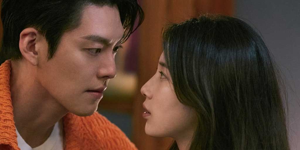 Ada beberapa KDrama unggulan di bulan Oktober 2025 dan yang paling direkomendasikan untuk ditonton bulan ini.