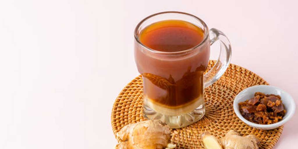 Tips resep membuat bandrek, gunakan jahe tua agar rasa bandrek lebih kuat dan hangat. Jahe muda cenderung lebih lembek dan rasanya kurang tajam.