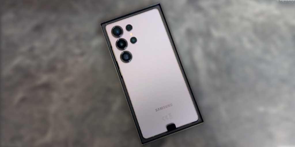 Harga Samsung Galaxy S25 Ultra terpantau turun drastis pada Oktober 2025 di Amazon Prime Day.