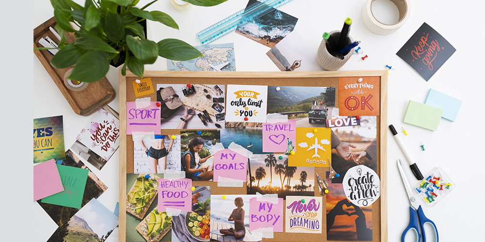 Cuma butuh kertas, gunting, dan mimpi besar. Begini bentuk vision board yang bisa bantu kamu tetap fokus, semangat, dan percaya diri ngejar tujuan hidup.