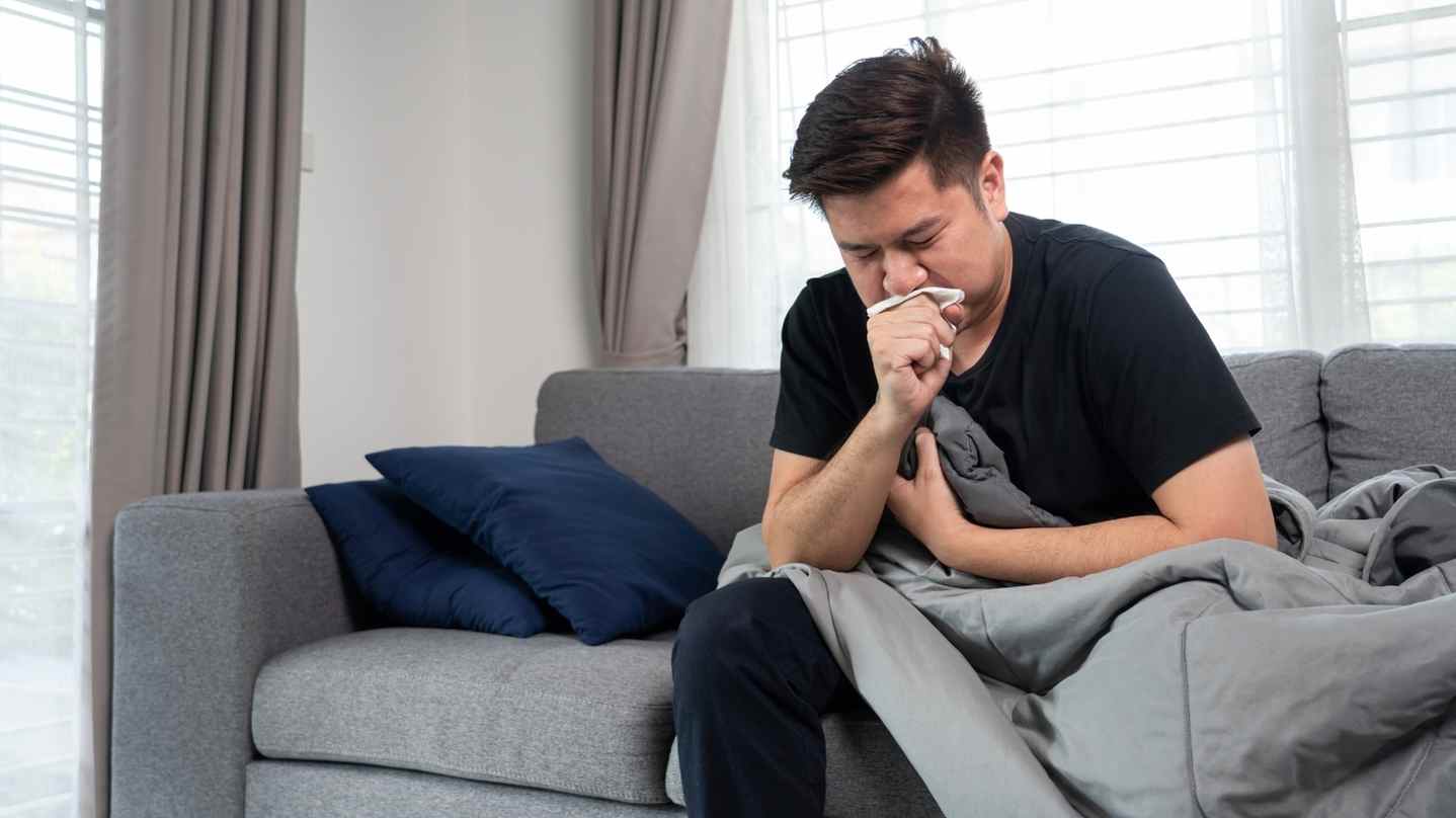 Batuk yang makin parah saat malam sering kali mengganggu istirahat. Kondisi ini bisa jadi tanda Night Cough Syndrome, ketika saluran napas &lsquo;protes&rsquo; saat tubuh mulai beristirahat