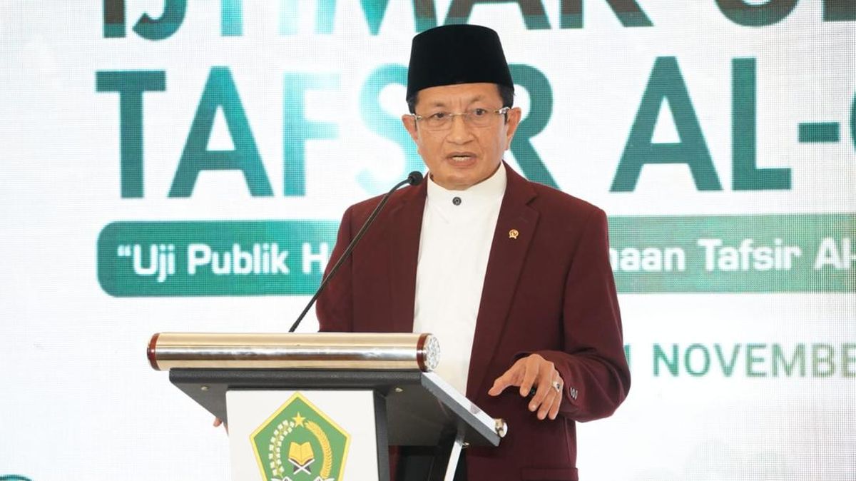 Kemenag untuk pertama kalinya menggelar perayaan Natal bersama bertema &ldquo;C-LIGHT&rdquo;, menandai komitmen baru pemerintah dalam merawat kerukunan dan harmoni antarumat beragama di Indonesia.