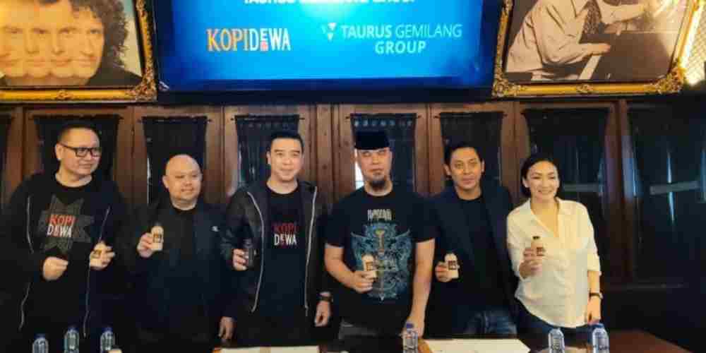 Ahmad Dhani memperluas jaringan Kopi Dewa 19 ke sejumlah bandara di Indonesia. Ekspansi ini tak hanya membuka lapangan kerja baru, tetapi juga menjadi upaya mengangkat kopi lokal agar semakin dikenal