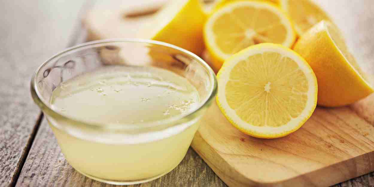Segelas air lemon bukan hanya menyegarkan, tapi juga menyimpan banyak manfaat bagi kesehatan tubuh