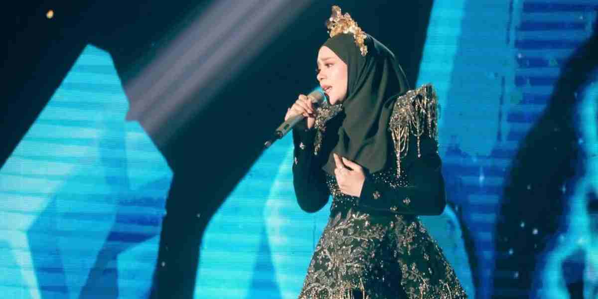 Bayaran manggung Lesti Kejora disebut sangat tinggi, bahkan dibicarakan dihitung per menit, mencerminkan tingginya nilai komersial artis dangdut top Indonesia.