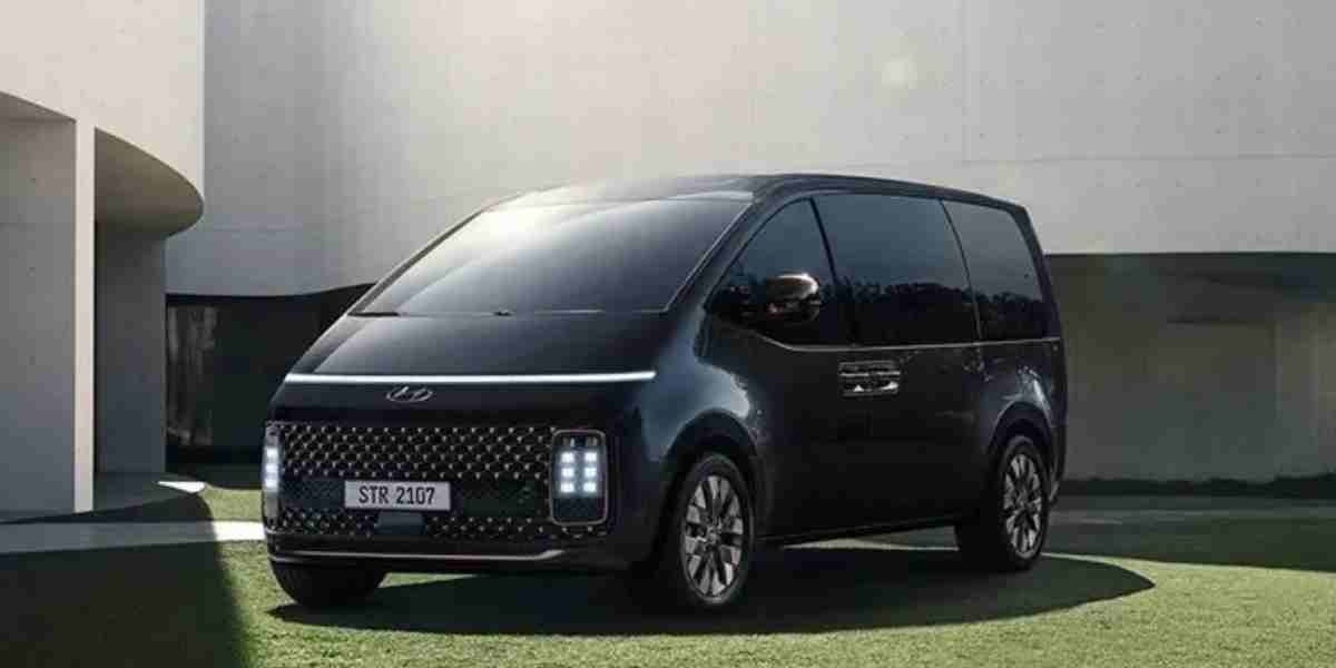 Hyundai Staria Electric resmi mengaspal di Eropa, menghadirkan MPV listrik berkonsep lounge dengan fast charging 20 menit dan kabin luas untuk mobilitas harian.