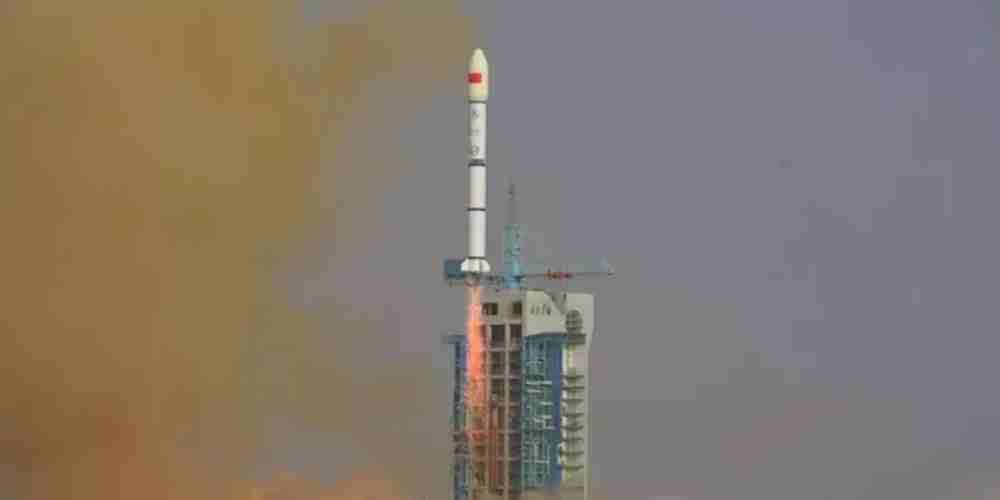 China menyiapkan rencana mega-konstelasi 200 ribu satelit untuk menantang dominasi Starlink di orbit rendah Bumi.