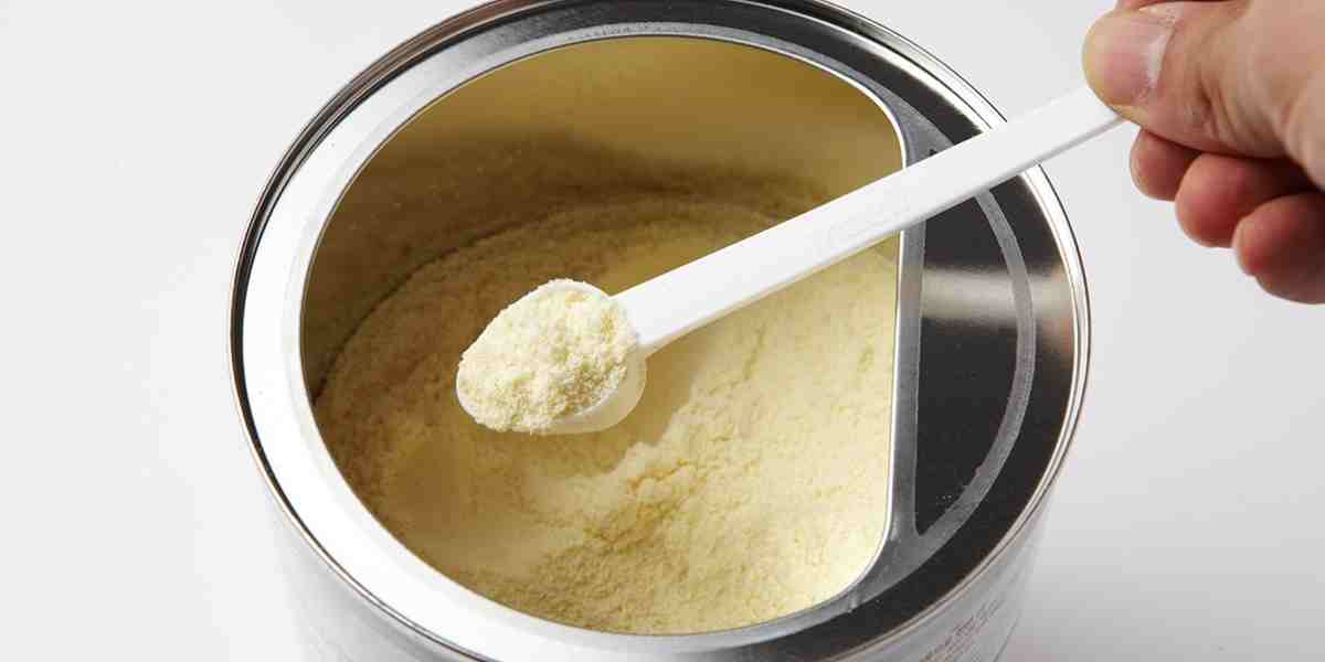 Nestl&eacute; lakukan recall global susu bayi akibat risiko racun Bacillus cereus. Orang tua diminta waspada dan cek produk yang dikonsumsi si kecil