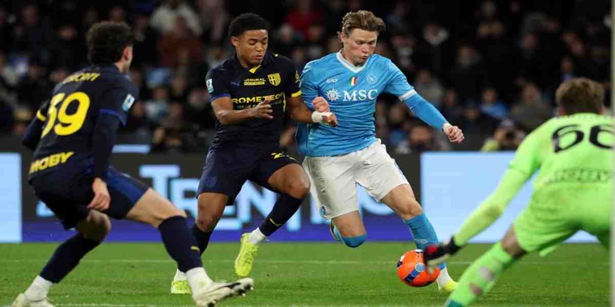 Napoli kembali gagal mencetak gol meski mendominasi Parma di Serie A. Ketajaman di depan gawang jadi sorotan, hasil imbang 0-0 ini mempersempit peluang juara