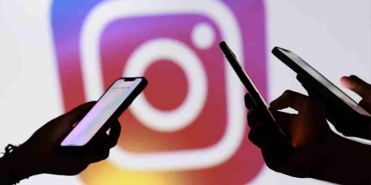 Komdigi memanggil Meta untuk klarifikasi isu kebocoran data Instagram dan mekanisme reset password, sambil menegaskan perlindungan data pengguna tetap menjadi prioritas.