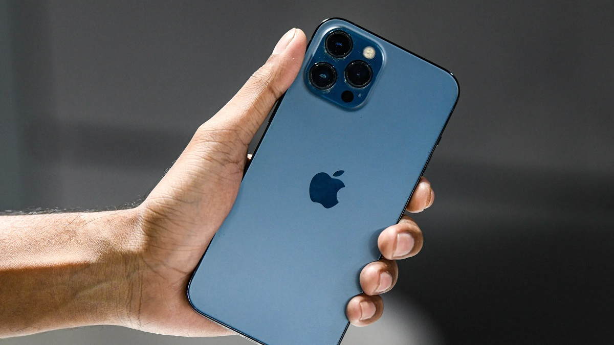Dominasi Apple di rantai pasok global mulai memudar. Ledakan AI dan komputasi awan menggeser pusat kendali industri ke raksasa cloud dan chip berperforma tinggi.
