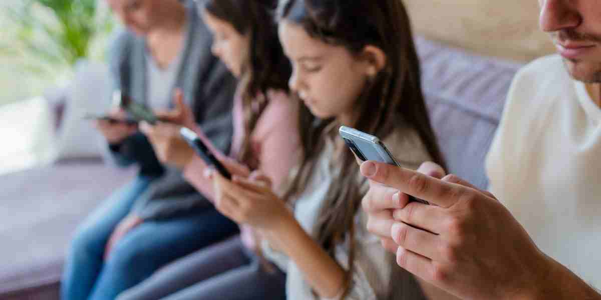 Baper, Cemas, Takut Ketinggalan? Ini Cara Instagram Bikin Mental Gen Z Goyah