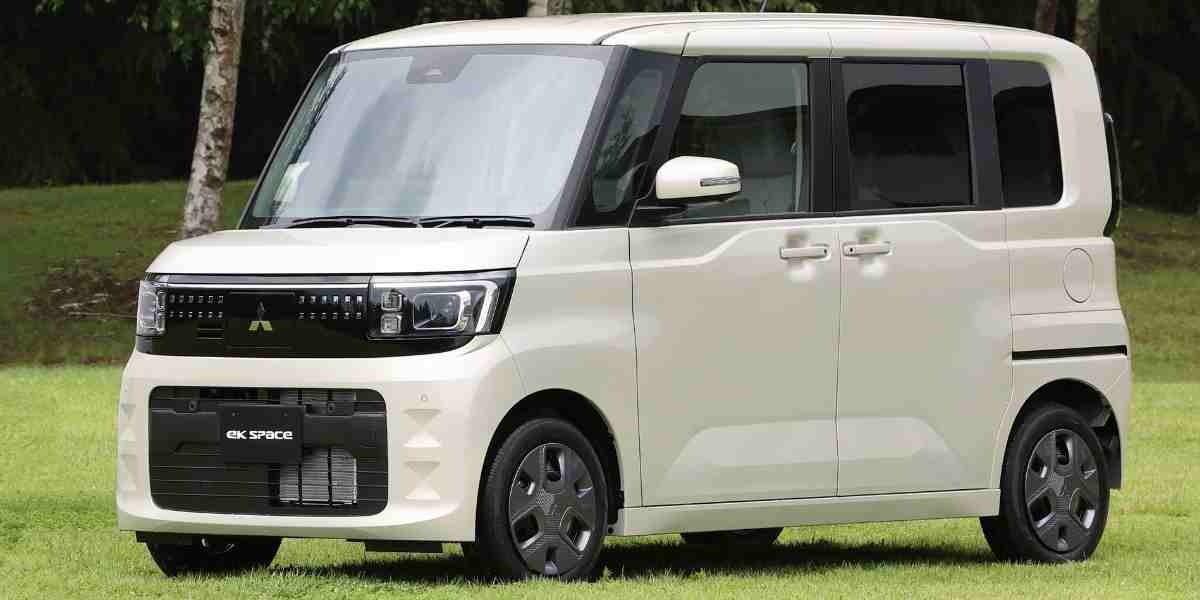 Mitsubishi merilis Delica Mini generasi baru di Jepang dengan desain kekinian, kabin modern, dan harga mulai sekitar Rp200 jutaan.