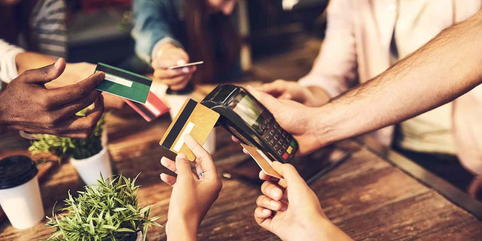 Split bill bukan soal pelit atau tidak sayang, tapi soal kesepakatan dan kedewasaan dalam membangun hubungan.