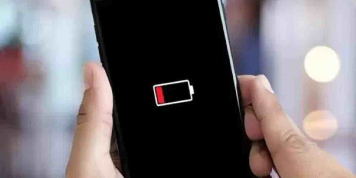 Baterai boleh kritis, tapi mental anak zaman sekarang tetap jalan. Fenomena kecil yang ternyata mencerminkan gaya hidup digital masa kini.