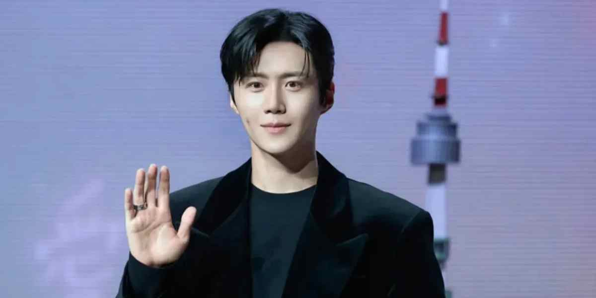 Dari second lead sampai raja rating. Setiap drama Kim Seon Ho selalu ramai dan bikin baper. Ini kebetulan atau memang efek nyata?