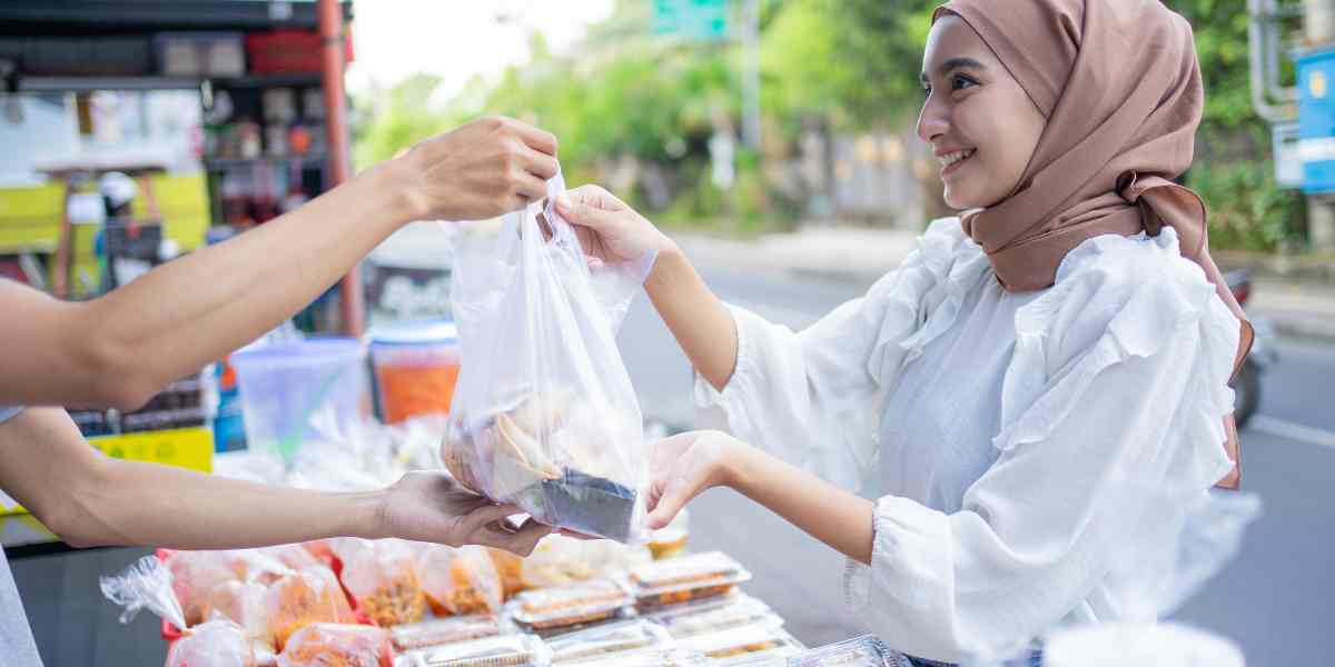 Ramadhan 2026 makin praktis! Takjil ready-to-go jadi incaran anak muda, estetik, higienis, dan auto ludes sebelum magrib.