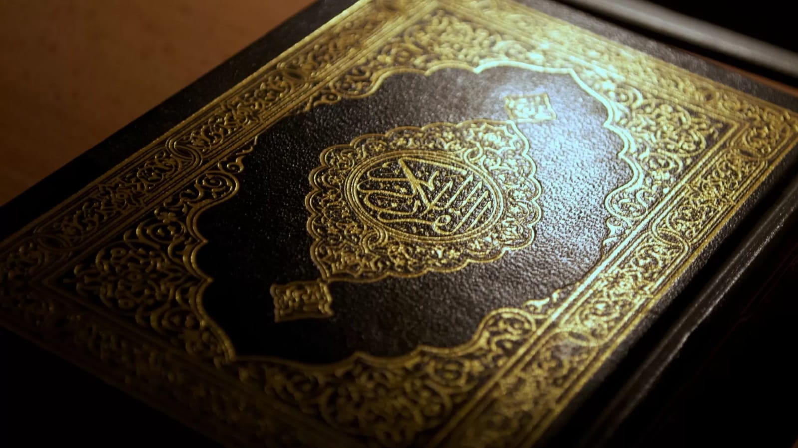 Bukan sekadar mukjizat visual, Al-Qur&rsquo;an diyakini sebagai mukjizat abadi yang melampaui zaman dan membentuk peradaban