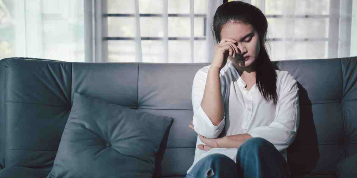 Usia 20-an katanya masa emas, tapi kenapa malah penuh overthinking? Quarter life crisis makin nyata di era Gen Z. Tenang, kamu nggak sendirian&mdash;ini bagian dari proses bertumbuh