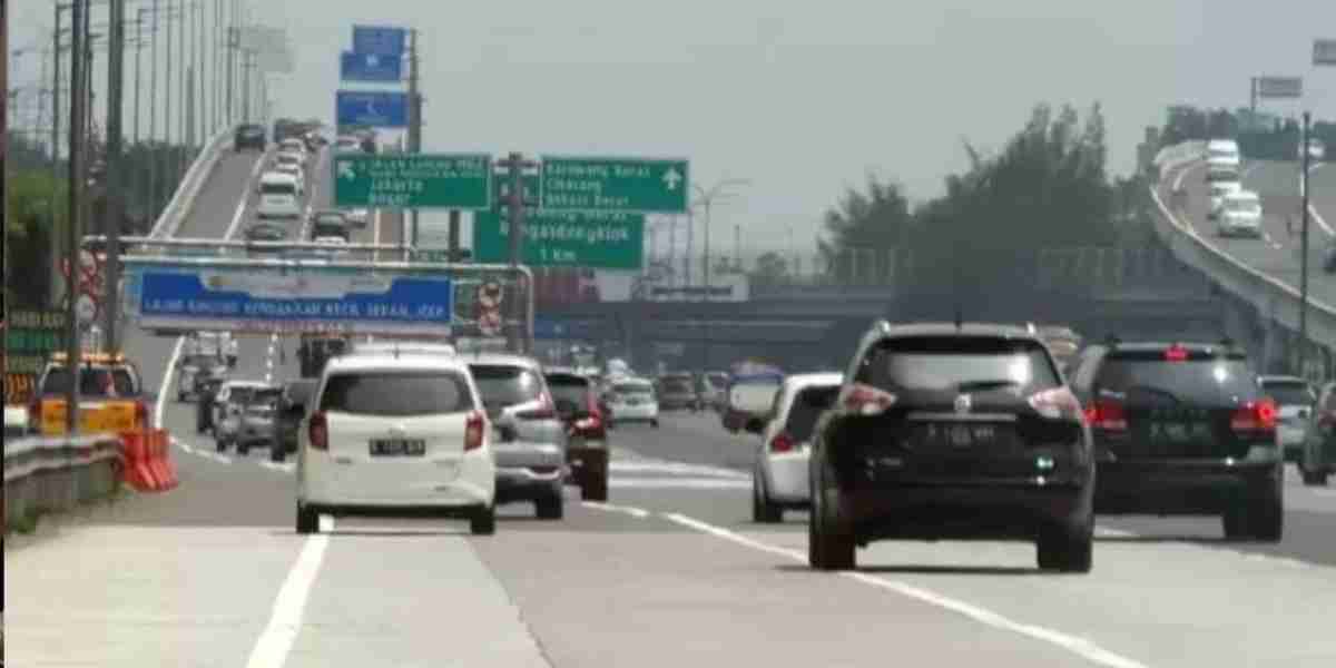 Mudik 2026 makin hemat! Pemerintah beri diskon tarif tol hingga 30 persen mulai H-9 sebelum Lebaran.