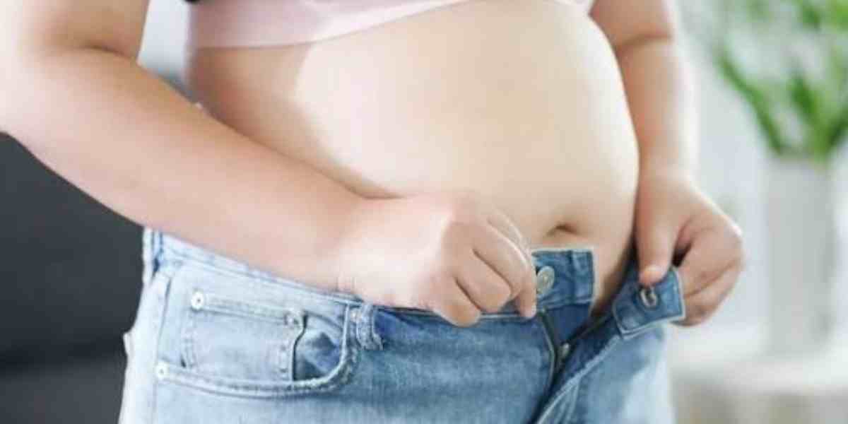 Perut sering kembung padahal makan sedikit? Jangan langsung salahkan maag! Bisa jadi SIBO, gangguan bakteri berlebih di usus halus. Kenali gejalanya!
