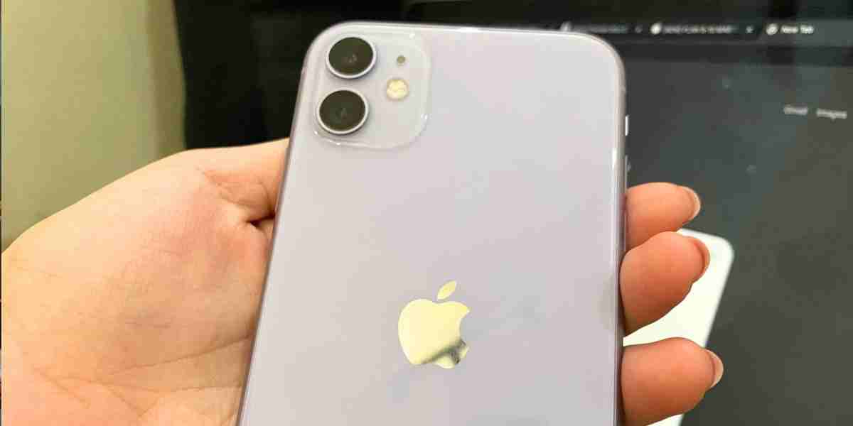 Tujuh tahun berlalu, iPhone 11 masih bertahan. Tapi di tahun 2026, apakah masih layak dibeli?