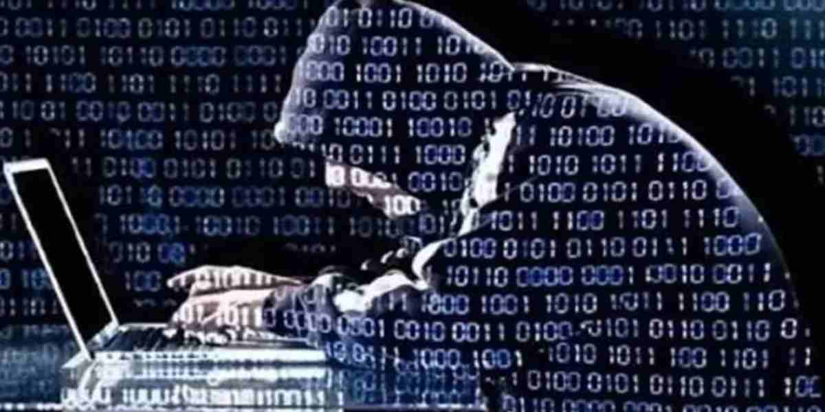 Penipuan digital meningkat menjelang pencairan THR. Waspadai modus phishing dan malware yang kerap menyasar masyarakat melalui pesan palsu.