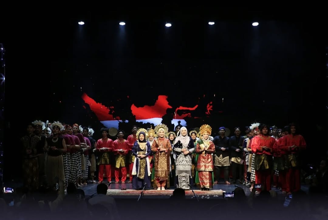 KBRI Kairo menampilkan pertunjukan budaya &ldquo;Perjalanan ke Indonesia&rdquo; di Cairo Opera House, memperkenalkan kekayaan seni Nusantara kepada publik Mesir.