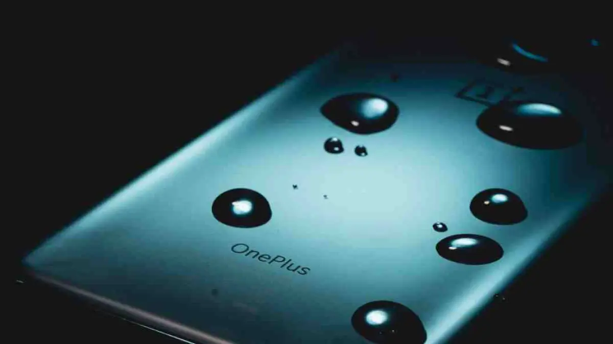 OnePlus dikabarkan akan fokus ke Tiongkok dan India serta meninggalkan pasar global, sinyal kuat perubahan strategi besar di 2026.