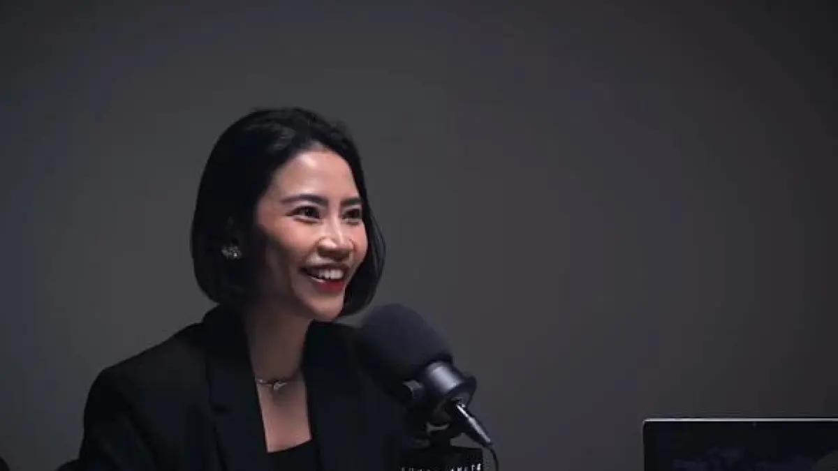 Ajeng Asmarandhany saat di Podcast Suara Berkelas (Instagram @asmarandhany.talks)