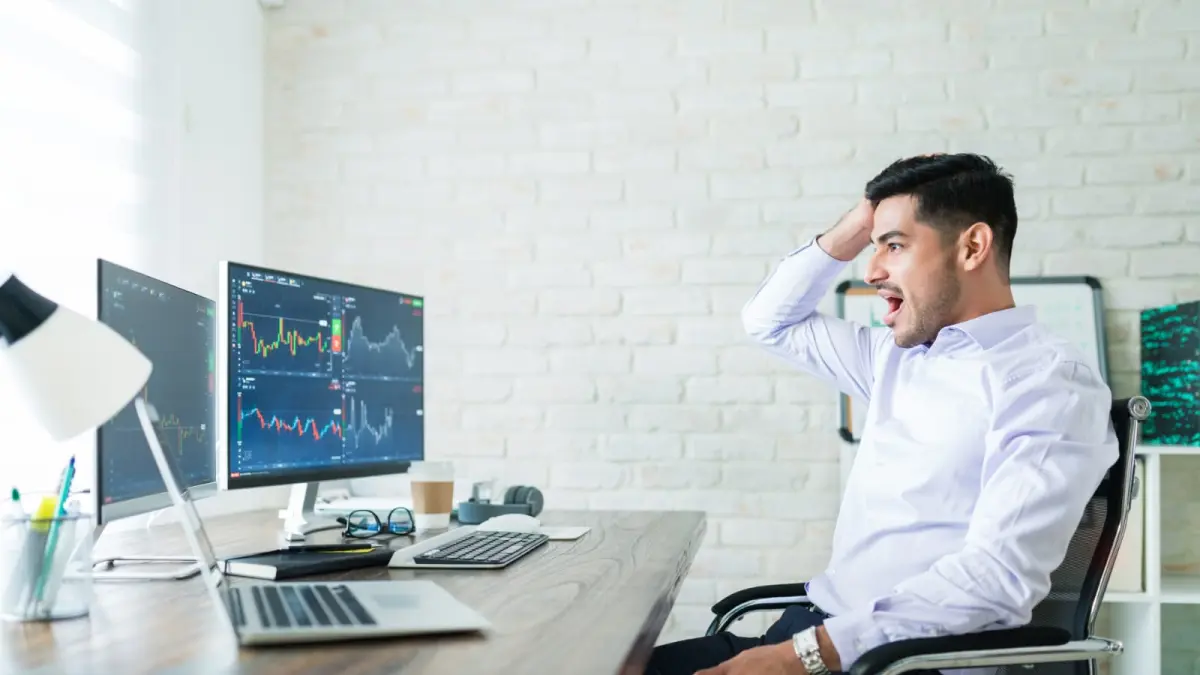 Seorang trader mengklaim mampu memprediksi pergerakan pasar tanpa analisis fundamental dan memperingatkan potensi penurunan IHSG hingga level 4.600 (Sumber: Freepik)