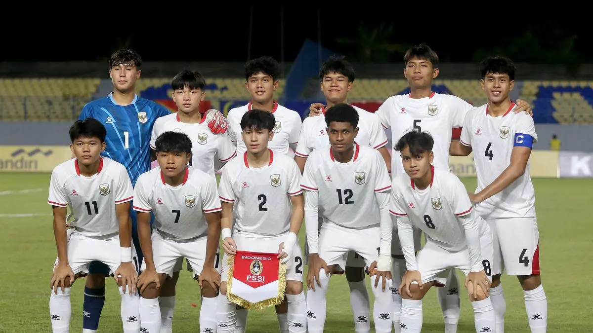 Timnas Indonesia U-17 harus mengakhiri turnamen Piala AFF U-17 di bawah Vietnam dan Malaysia setelah gagal meraih hasil maksimal di laga krusial. (KOMPAS.COM/SUCI RAHAYU)