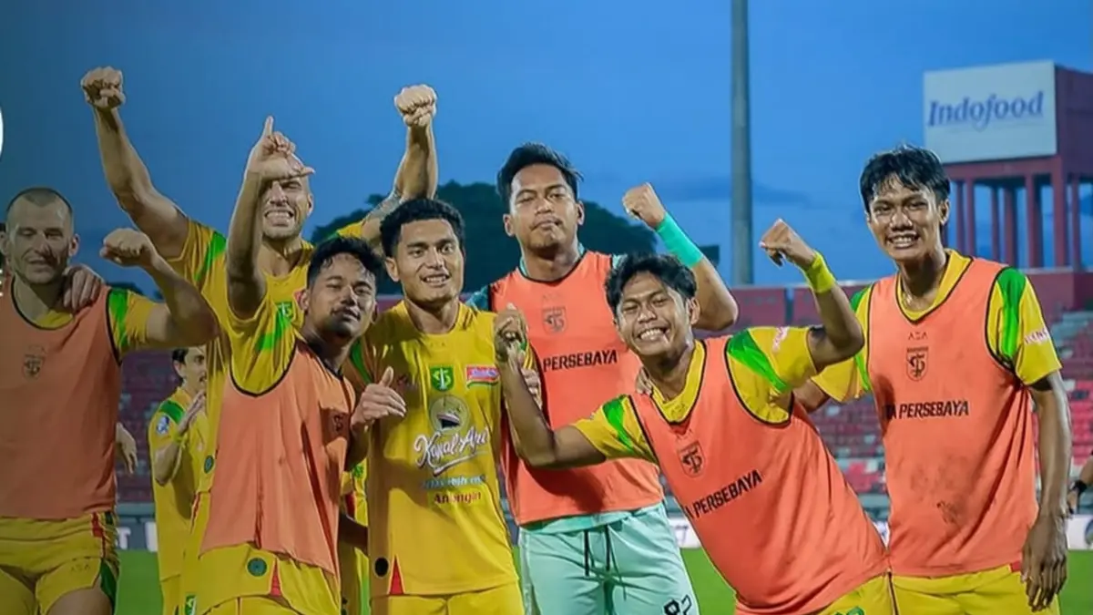 Derby panas berubah jadi pesta! Persebaya tampil ganas dan hancurkan Arema FC tanpa ampun. (Sumber foto: Instagram/officialpersebaya0