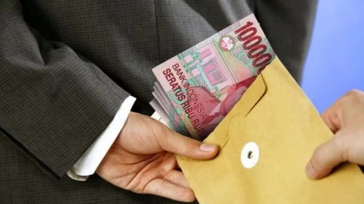 Lurah Garongan diduga pungli dengan terima uang Rp 300 (ilustrasi)