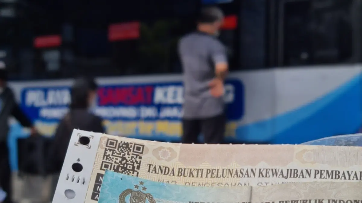 Mobil listrik tak lagi bebas pajak!. Aturan baru 2026 bikin banyak orang kaget—ini yang berubah dan harus kamu tahu. (ilustrasi - kreditkerenbanget.com)